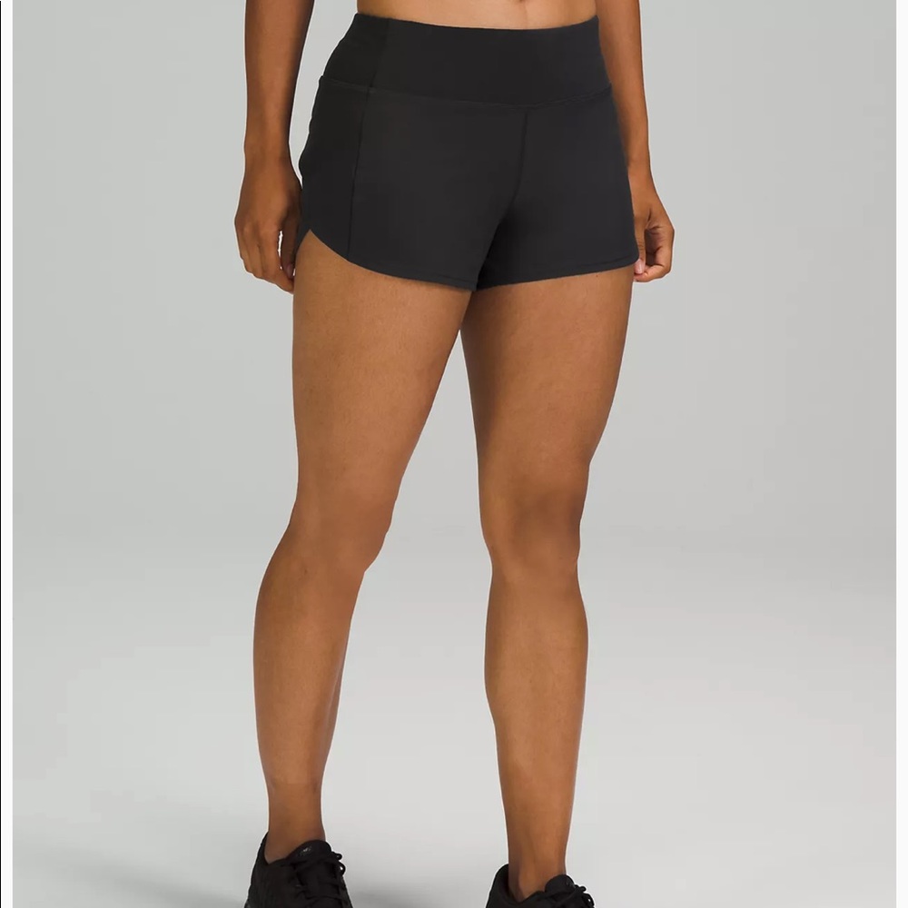 Lululemon Speed Up Mid-Rise Lined Short 4" Size 8